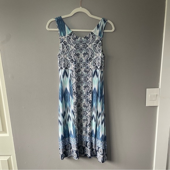 [xs] Tommy Bahama Floral White, Blue, and Teal Tropical Print Midi Sun Dress - Picture 2 of 8